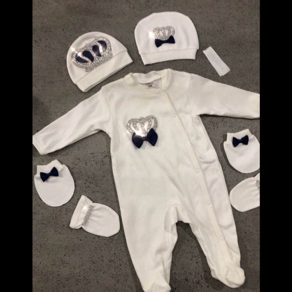 Baby Boy King Crown Rhinestone Set. Like New!